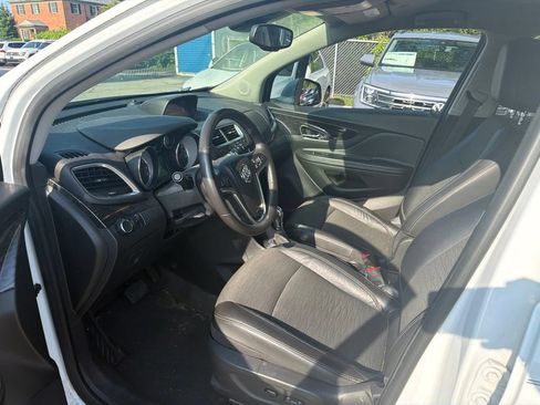 Used 2016 Buick Encore FWD image 3