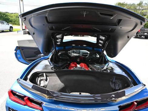 Used 2024 Chevrolet Corvette Z06 w/ Chrome Exterior Badge Package RWD image 31