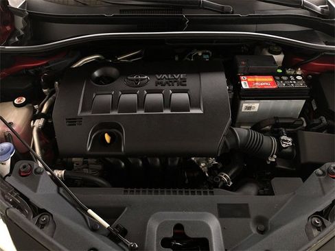 Used 2020 Toyota C-HR LE image 34