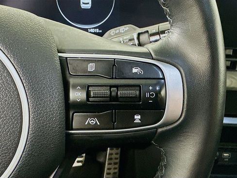 Certified 2025 Kia Sportage X-Pro AWD/4WD image 11