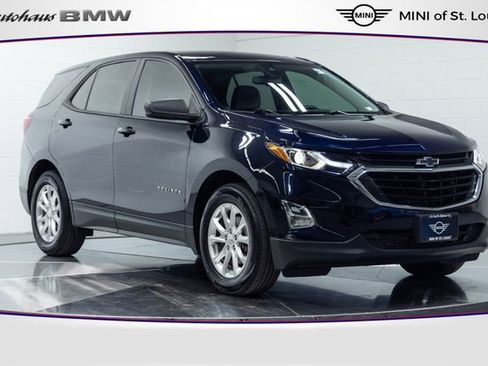 Used 2021 Chevrolet Equinox LS w/ LS Convenience Package FWD image 1