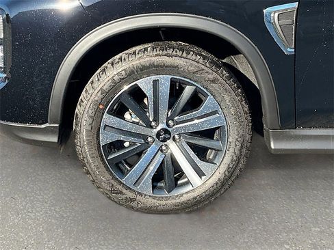 New 2025 Mitsubishi Outlander Sport SE image 29