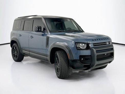 Used 2023 Land Rover Defender 110 X-Dynamic SE AWD/4WD image 3