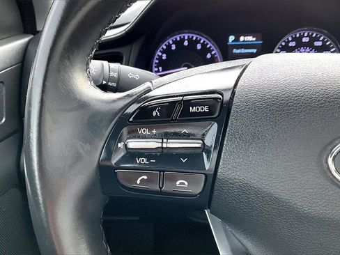 Used 2020 Hyundai Elantra Limited w/ Ultimate Package 03 image 18