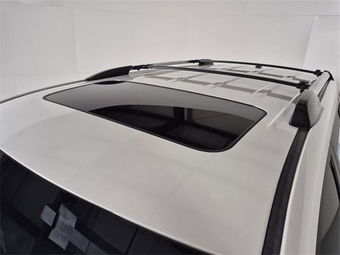 Used 2012 Toyota Highlander Limited image 11