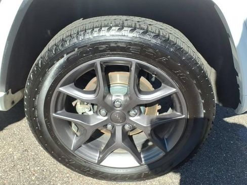 Certified 2021 Jeep Grand Cherokee Limited w/ Quick Order Package 28K 80th AWD/4WD image 15