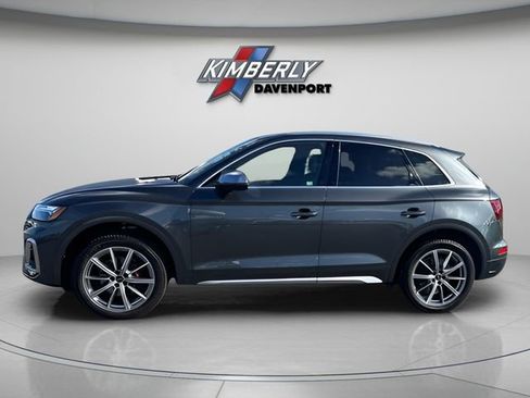 Used 2022 Audi SQ5 Premium w/ Convenience Package image 2