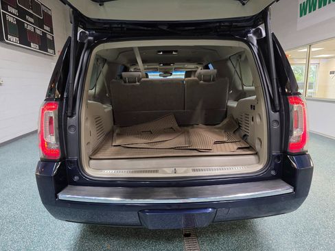 Used 2018 GMC Yukon XL Denali w/ Denali Ultimate Package AWD/4WD image 23