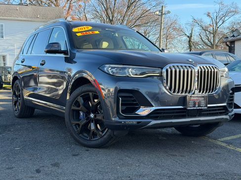 Used 2019 BMW X7 xDrive50i w/ Premium Package image 5
