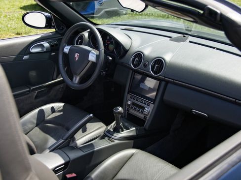 Used 2006 Porsche Boxster RWD image 20