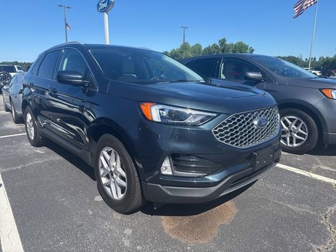 Certified 2024 Ford Edge SEL w/ Convenience Package AWD/4WD image 2