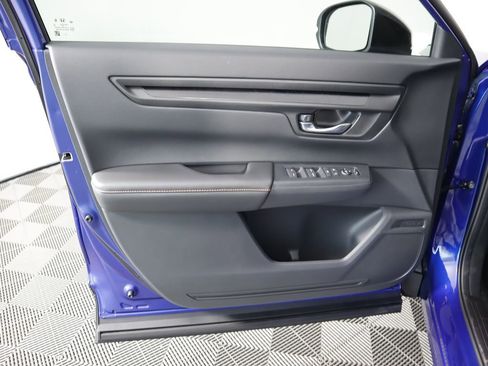 Certified 2025 Honda CR-V Sport image 24