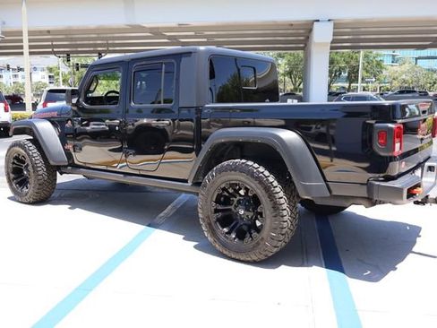 Used 2021 Jeep Gladiator Mojave AWD/4WD image 5
