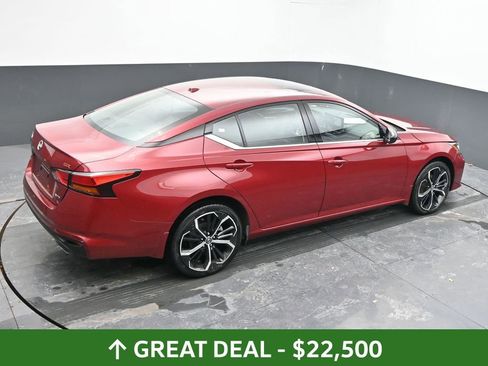 Used 2024 Nissan Altima 2.5 SR w/ SR Premium Package image 48