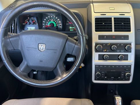 Used 2010 Dodge Journey SXT w/ Flexible Seating Group FWD image 14