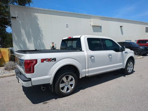 Used 2015 Ford F150 Platinum w/ Equipment Group 701A Luxury AWD/4WD image 7