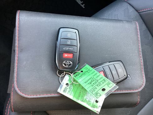 Used 2024 Toyota Tacoma TRD Pro image 21