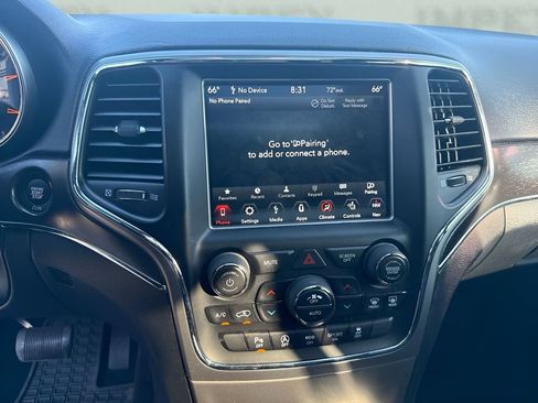 Used 2018 Jeep Grand Cherokee Limited w/ Luxury Group II RWD image 13
