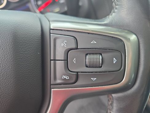 Used 2021 Chevrolet Silverado 1500 LT Trail Boss w/ Convenience Package II image 19