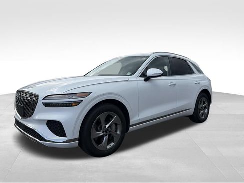 Certified 2026 Genesis GV70 2.5T AWD/4WD image 3
