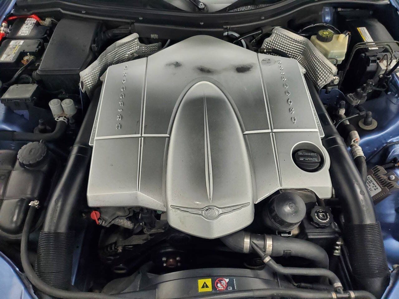 Used 2005 Chrysler Crossfire Limited RWD image 4