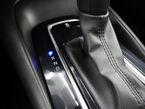 Used 2024 Toyota Corolla LE FWD image 42