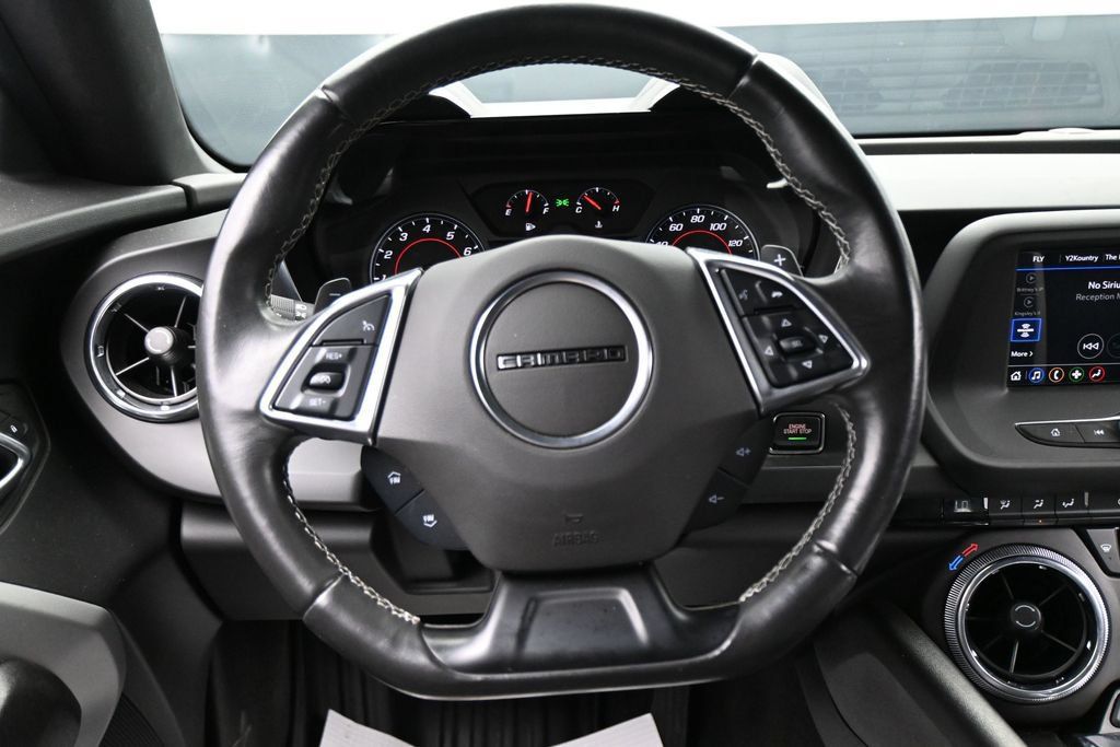 Used 2022 Chevrolet Camaro LT RWD image 15
