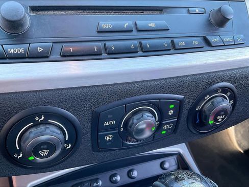 Used 2006 BMW Z4 3.0i image 29