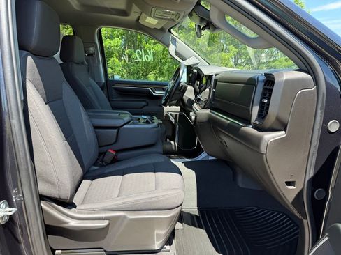 Used 2024 Chevrolet Silverado 1500 LT AWD/4WD image 20