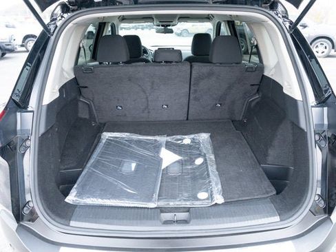 Used 2023 Nissan Rogue S image 33