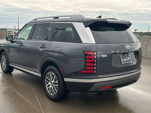 Certified 2026 Hyundai Palisade SEL FWD image 12