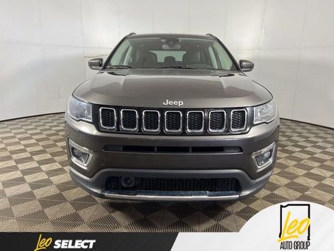 Used 2021 Jeep Compass Limited FWD image 2