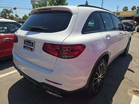 Used 2022 Mercedes-Benz GLC 300 image 2