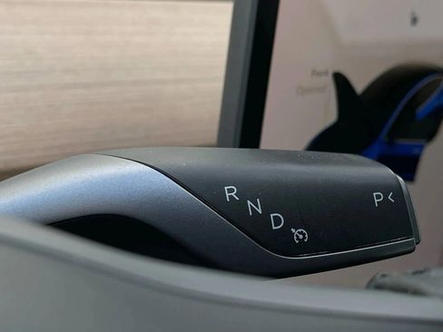 Used 2020 Tesla Model 3 Long Range AWD/4WD image 30