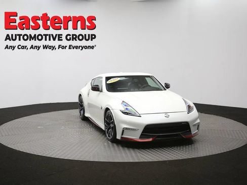 Used 2020 Nissan 370Z NISMO RWD image 51