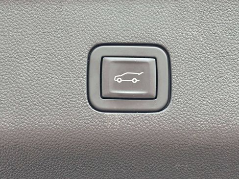 Used 2023 Chevrolet Tahoe RST w/ Luxury Package AWD/4WD image 38