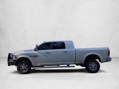 Used 2017 RAM 2500 Laramie AWD/4WD image 9