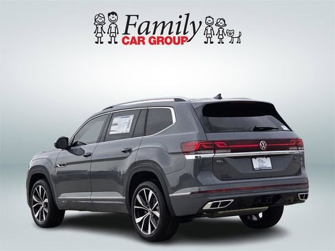 New 2025 Volkswagen Atlas SEL Premium R-Line image 3