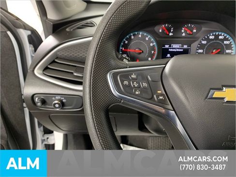 Used 2024 Chevrolet Malibu LT image 26