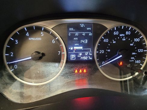 Used 2025 Nissan Versa S w/ S Plus Package FWD image 23