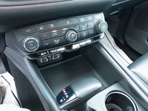 Certified 2024 Dodge Durango GT image 19