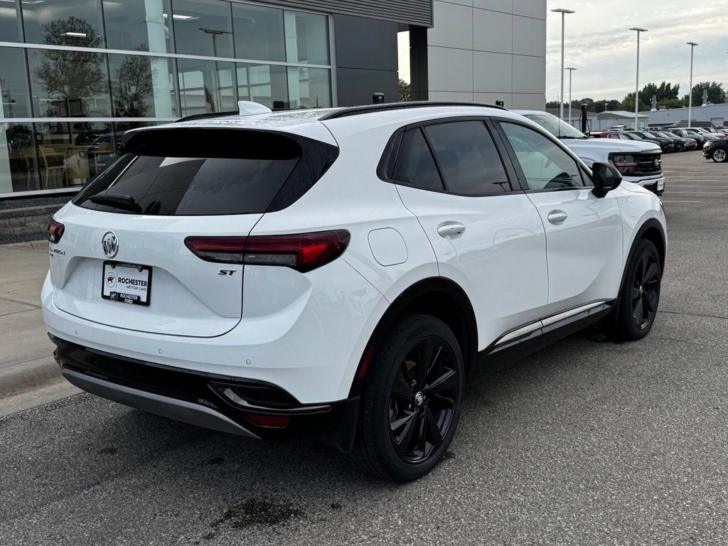 Used 2022 Buick Envision Preferred AWD/4WD image 39