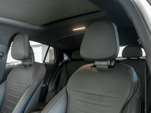 Used 2024 Mercedes-Benz GLC 300 4MATIC image 15