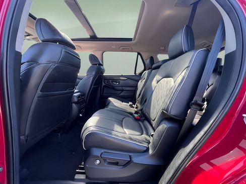 Used 2024 Honda Pilot Elite image 18