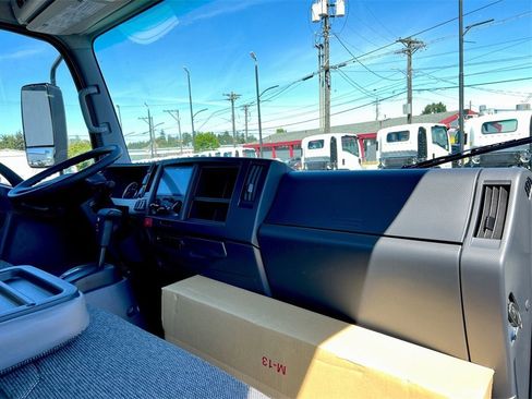 New 2024 Chevrolet Low Cab Forward 5500XD image 21