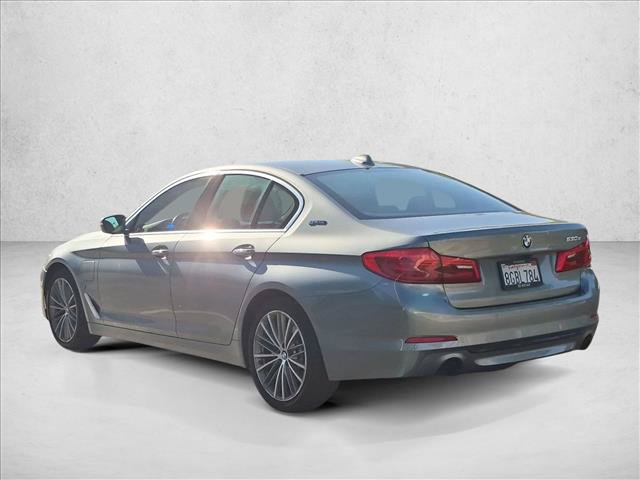 Used 2018 BMW 530e w/ Premium Package 2 RWD image 8