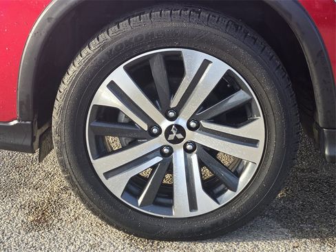 Used 2021 Mitsubishi Outlander Sport SE image 11