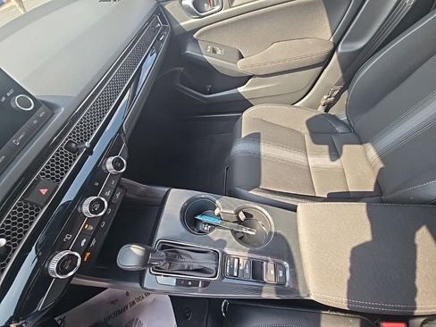 Certified 2025 Honda Civic Sport image 22