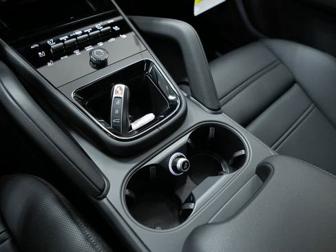 New 2026 Porsche Cayenne S image 23