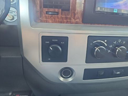 Used 2007 Dodge Ram 3500 Truck Laramie AWD/4WD image 23